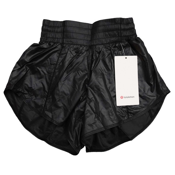 New Lululemon Size 2 Hotty Hot Shorts High Rise HR 4” Matte Sheen Lined Black